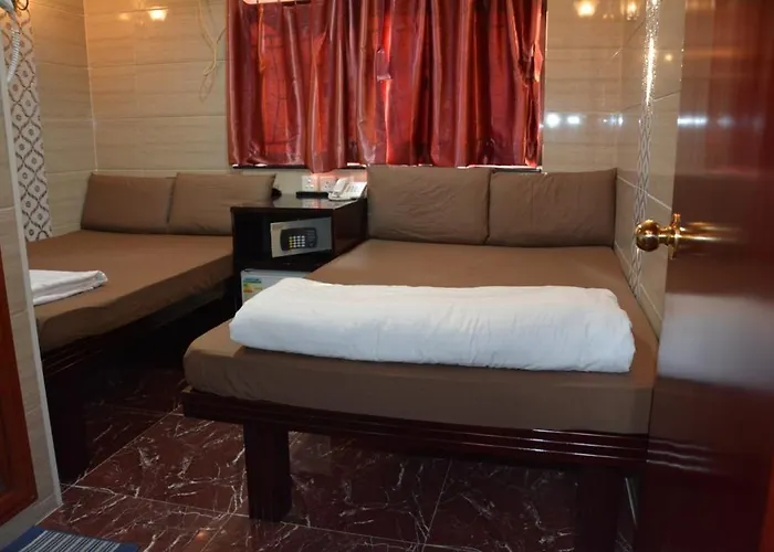 Everest Base Camp Hostel Kowloon 